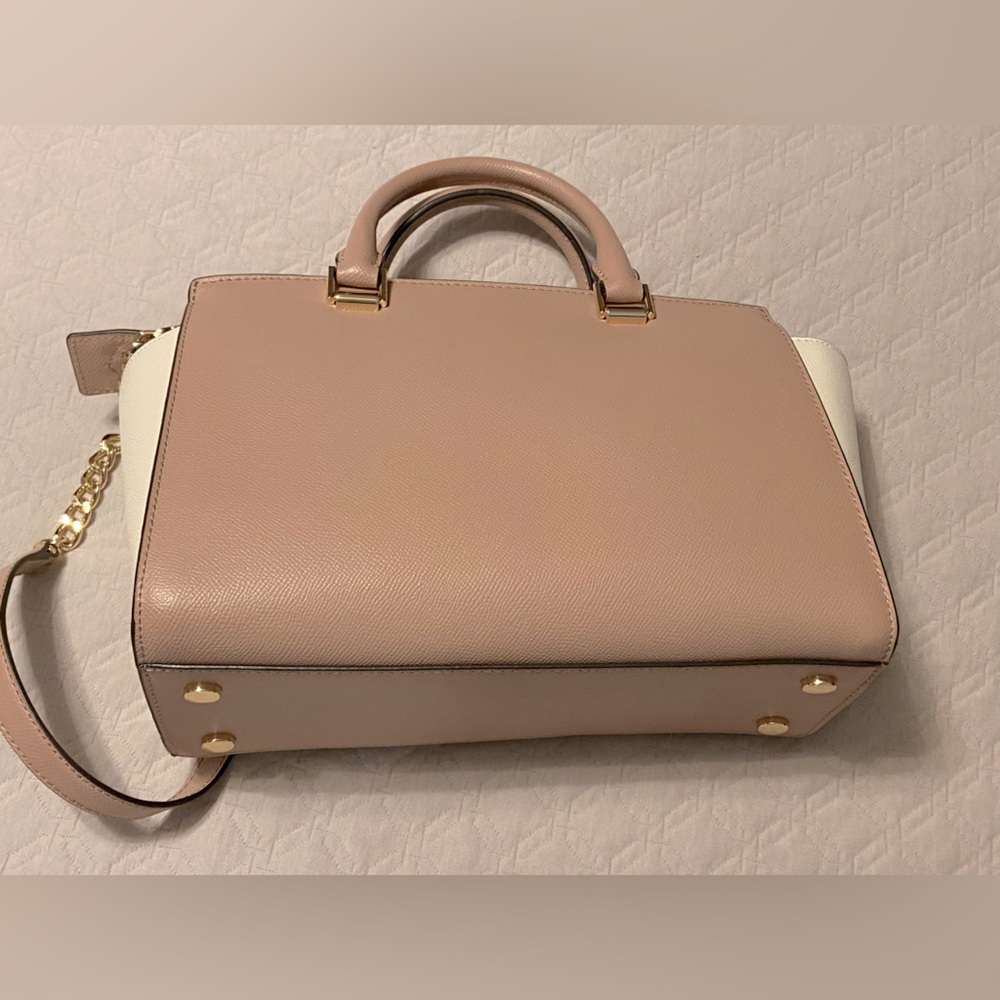 NWOT Michael Kors Sylvia Satchel - Picture 2 of 16